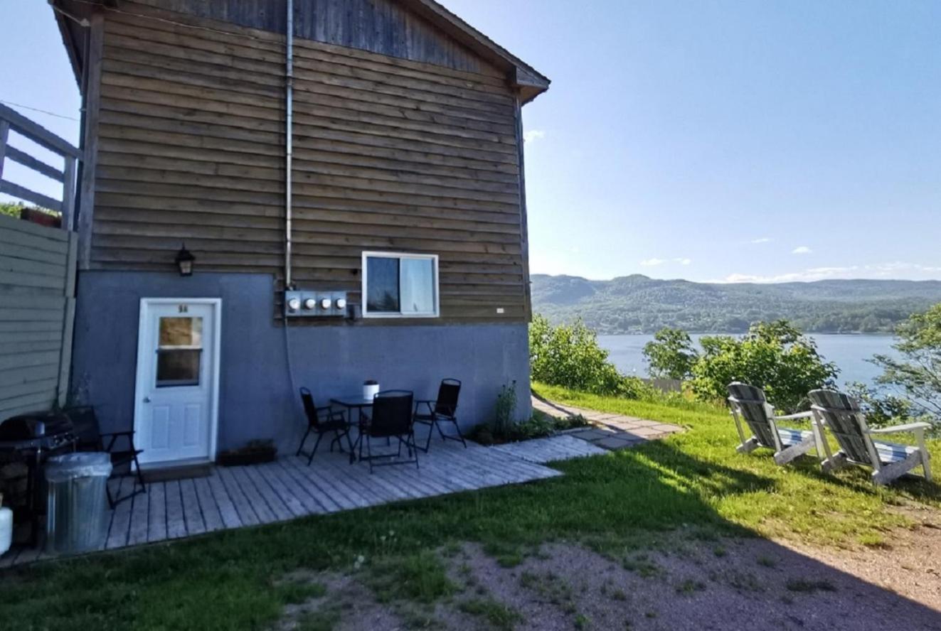 Knotty Pine Cottages, Suites & Motel Rooms Ingonish Exterior photo